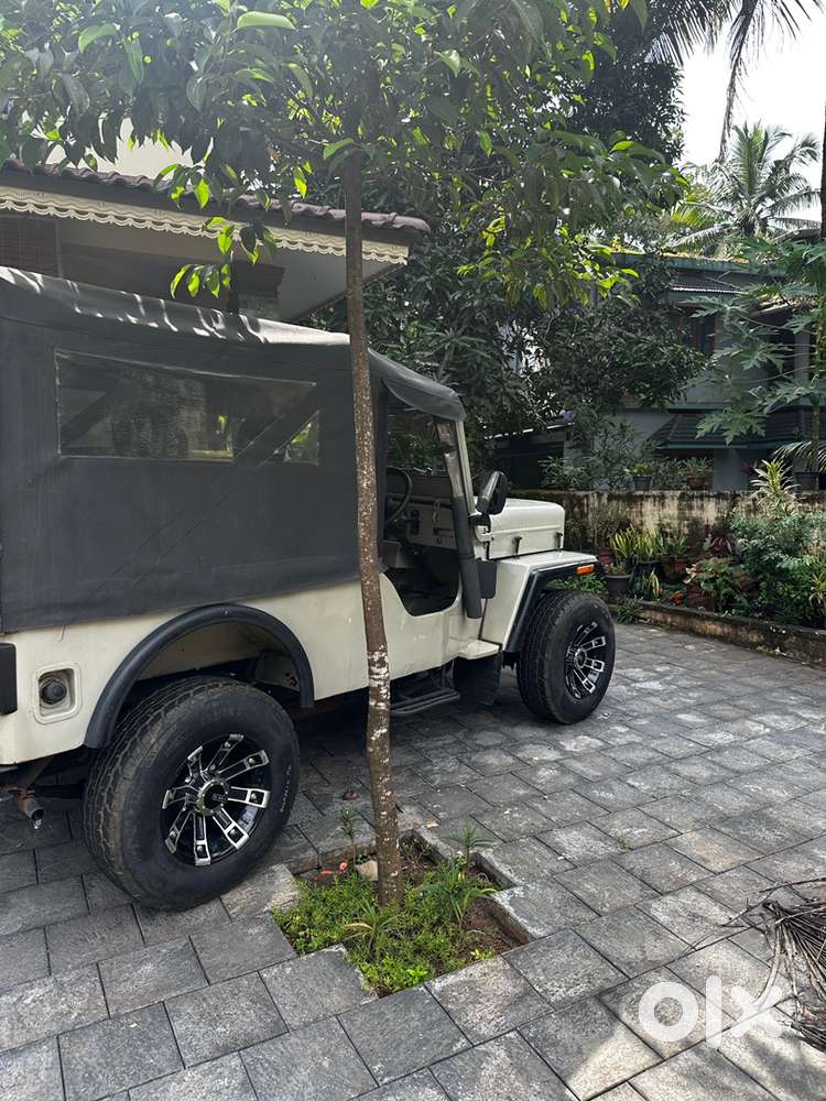 Mahindra Jeep Diesel 2000