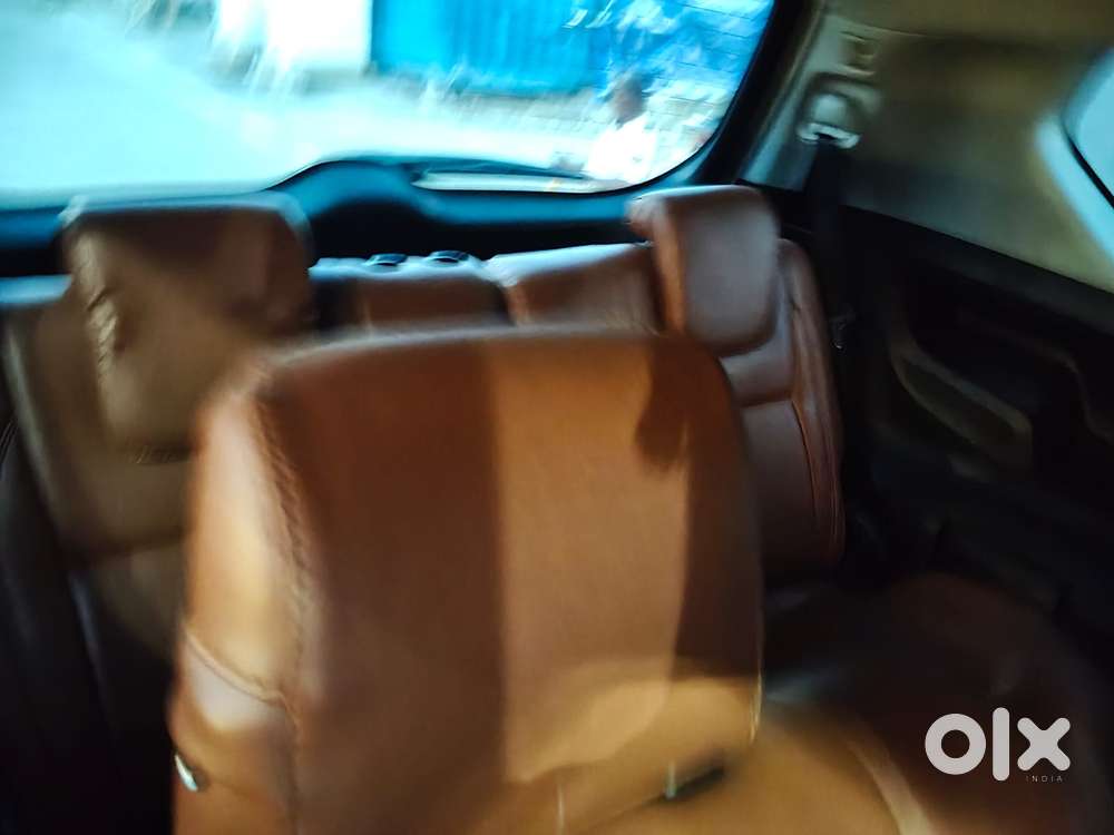 Toyota Innova Crysta 2.4 G Mt, 2018, Petrol