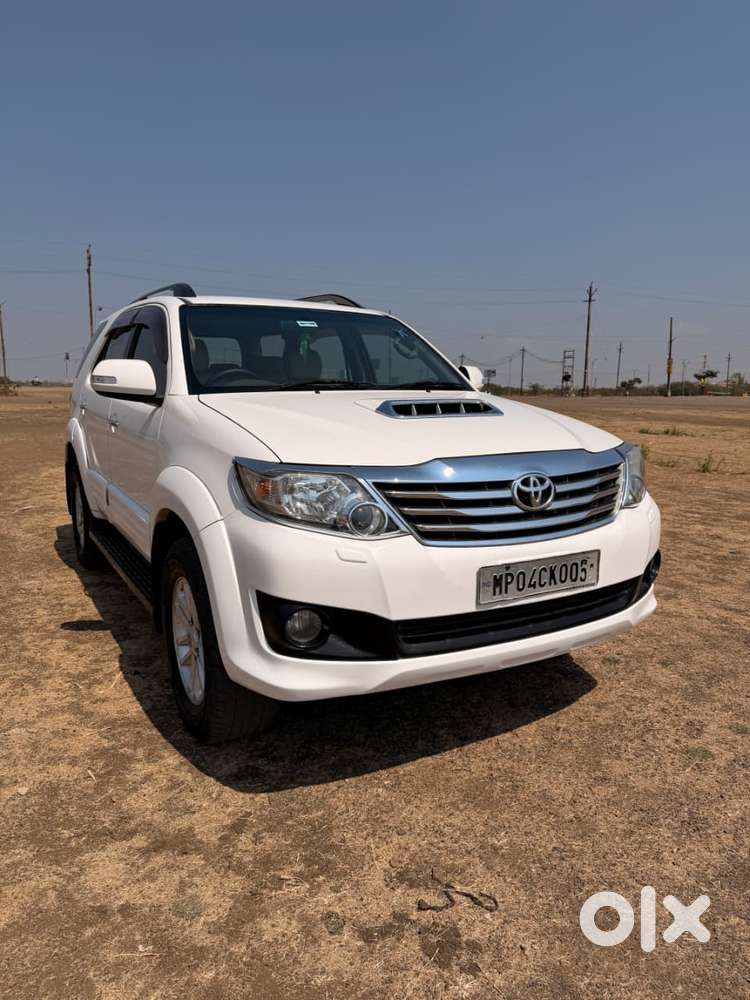 Toyota Fortuner 3.0 4x2 Automatic, 2013, Diesel