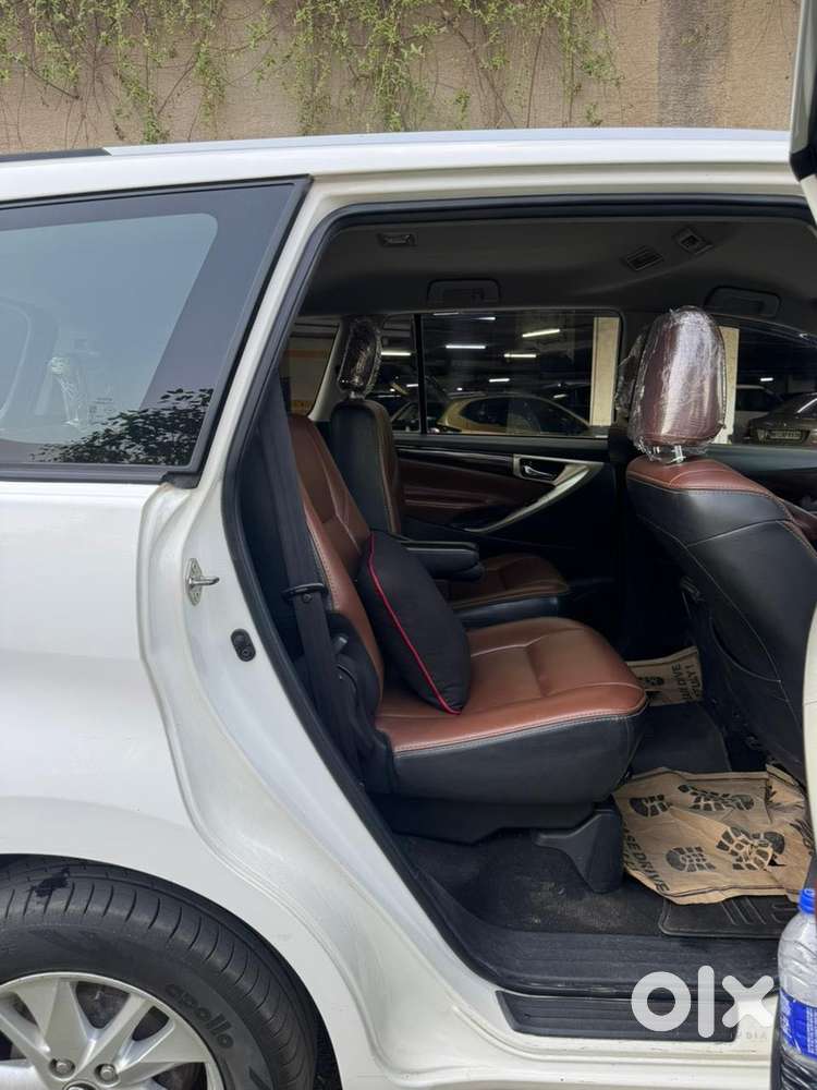 Toyota Innova Crysta [2016-2020] 2.4 Gx At 7 Str, 2019, Diesel