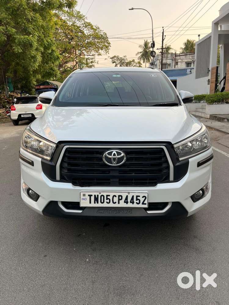 Toyota Innova Crysta 2.4 G Mt 8s, 2023, Diesel