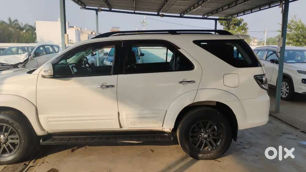 Toyota Fortuner Limited Addition 4by 4 Manual Diesel