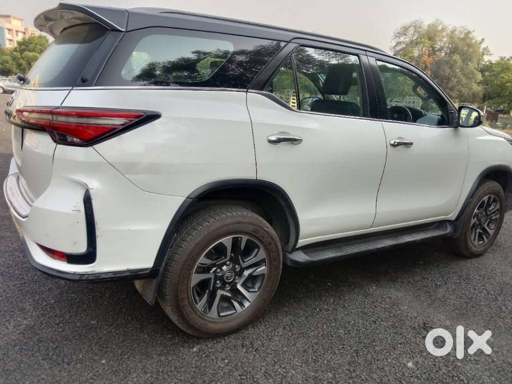 Toyota Fortuner Legender 4x2 At 2.8, 2021, Petrol