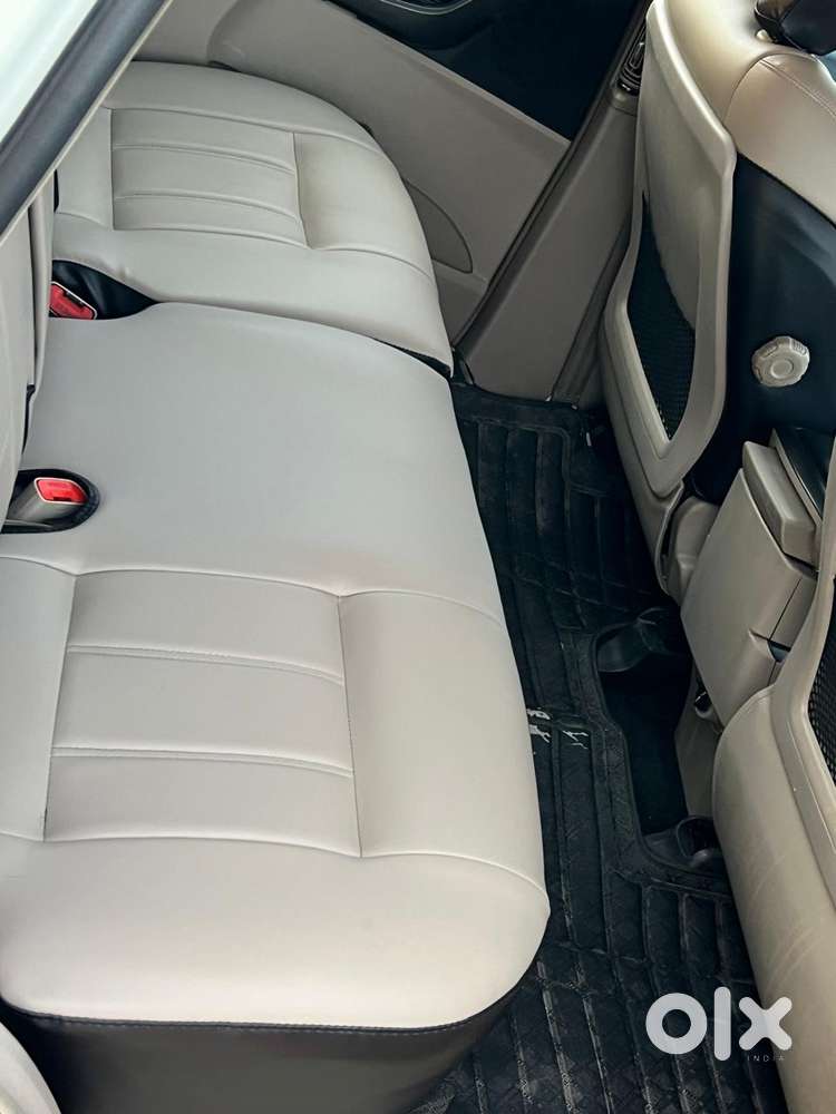 Mahindra Xuv500 At W10 Fwd, 2016, Diesel