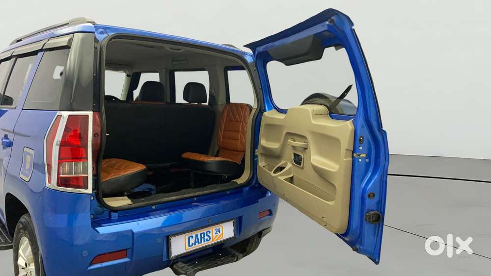 Mahindra Tuv 300 T8 Amt, 2016, Diesel