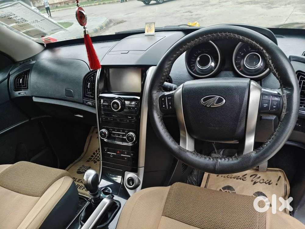 Mahindra Xuv500 W9 1.99, 2018, Petrol