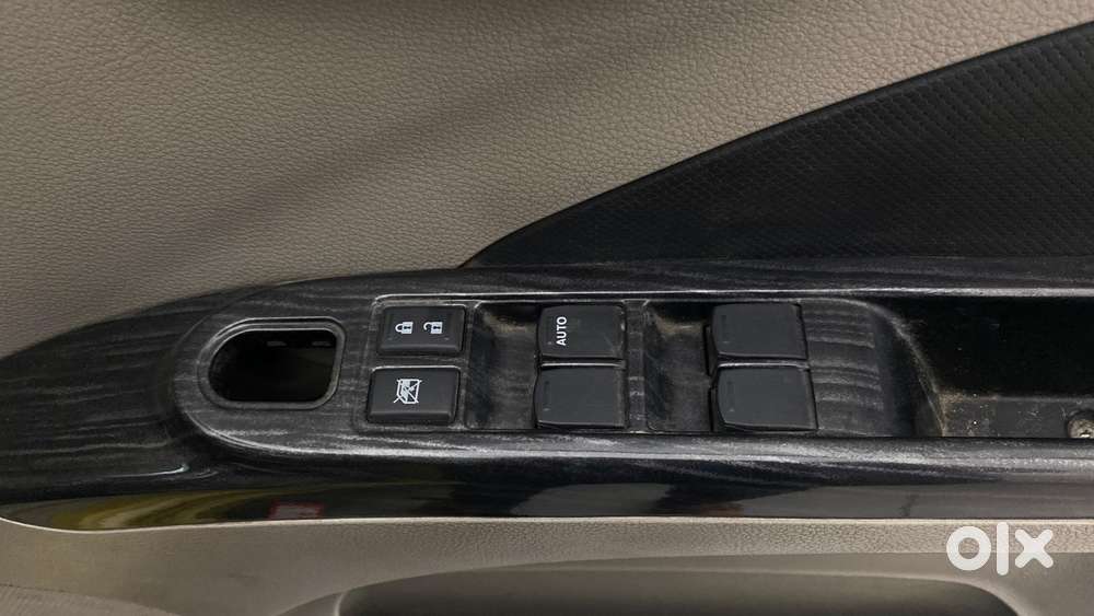 Maruti Suzuki Celerio Vxi At, 2014, Petrol