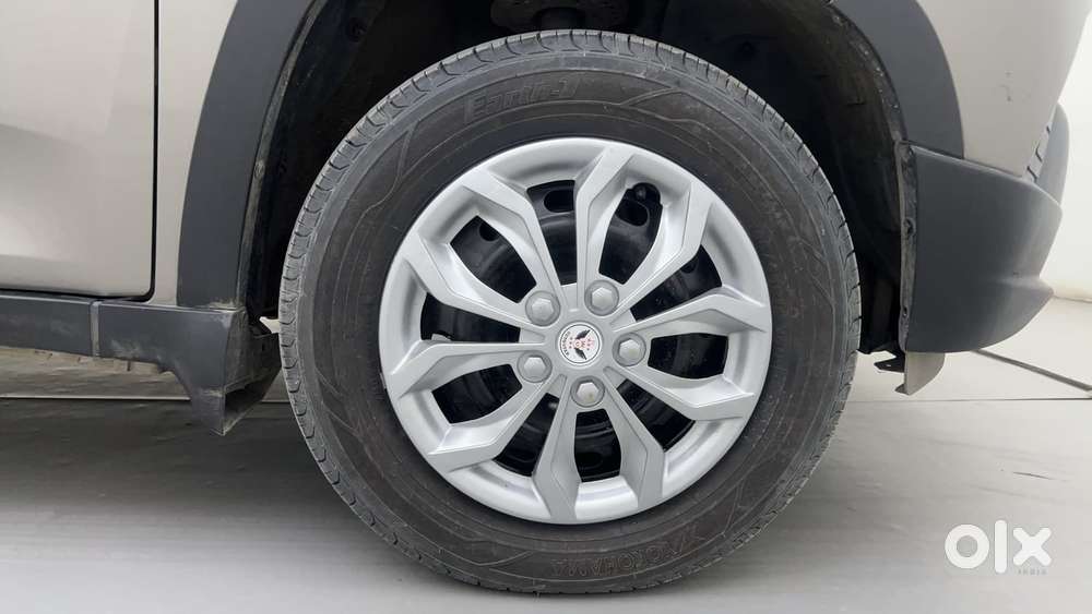 Mahindra Kuv 100 2016-2017 Mfalcon D75 K4, 2016, Diesel