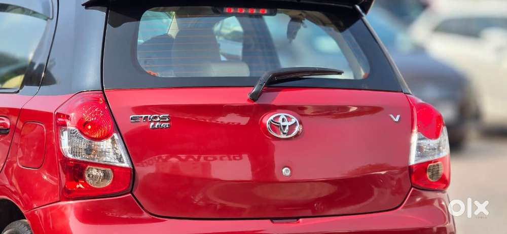 Toyota Etios Liva V Dual Tone, 2019, Cng & Hybrids