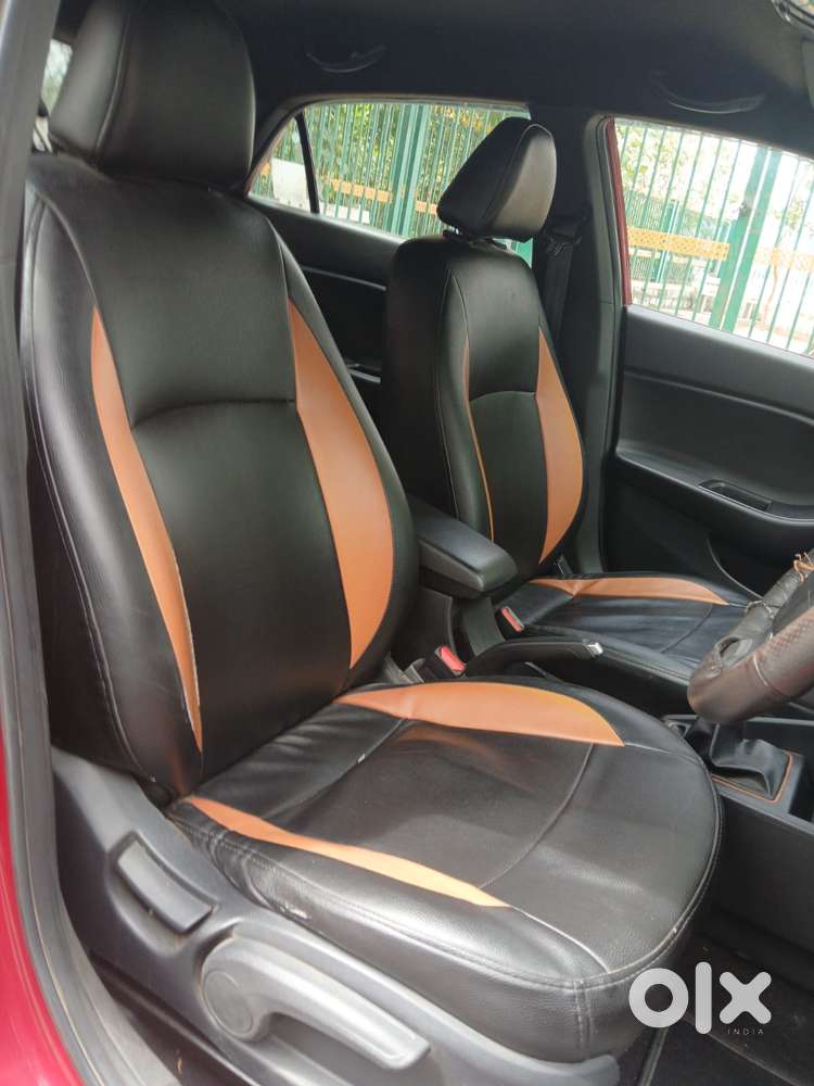 Hyundai I20 Asta 1.2 Mt Dual Tone, 2017, Petrol