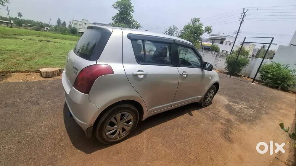 Maruthi Suzuki Swift Vxi