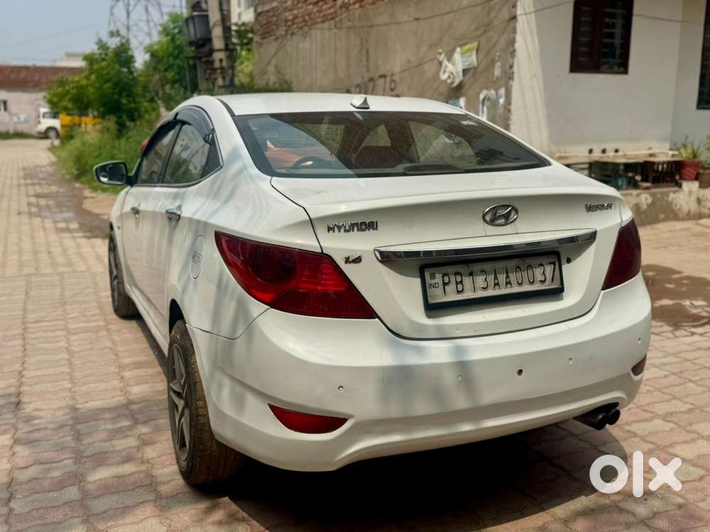 Hyundai Verna Fluidic Diesel Manual 2012