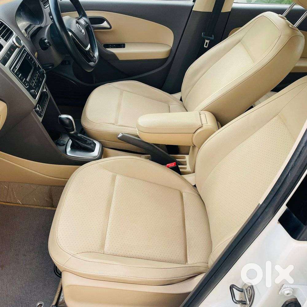 Volkswagen Vento 1.2 Tsi Highline Plus At, 2016, Petrol