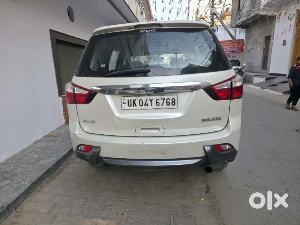 Isuzu Mux Automatic