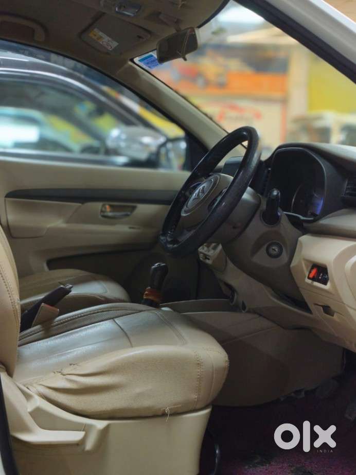 Maruti Suzuki Ertiga Vxi At Petrol, 2022, Petrol