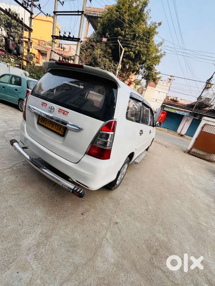 Toyota Innova 2016 Diesel Well Maintained