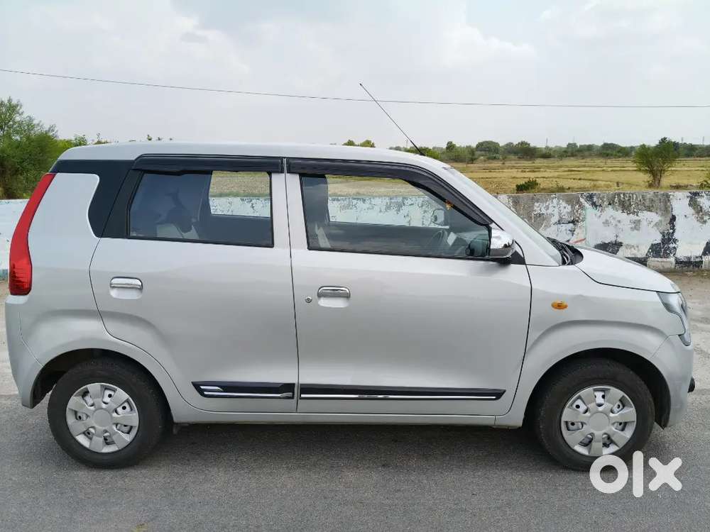 Maruti Suzuki Victoris 2026 Cng & Hybrids 15200 Km Driven