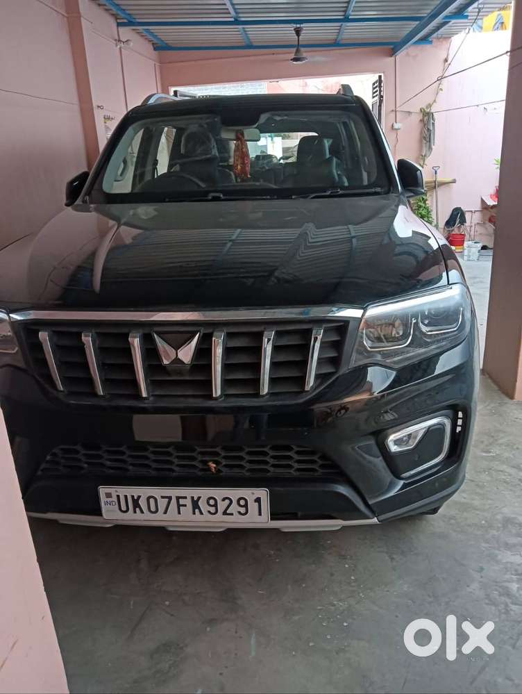 Brand New Black Colour 2 Key
