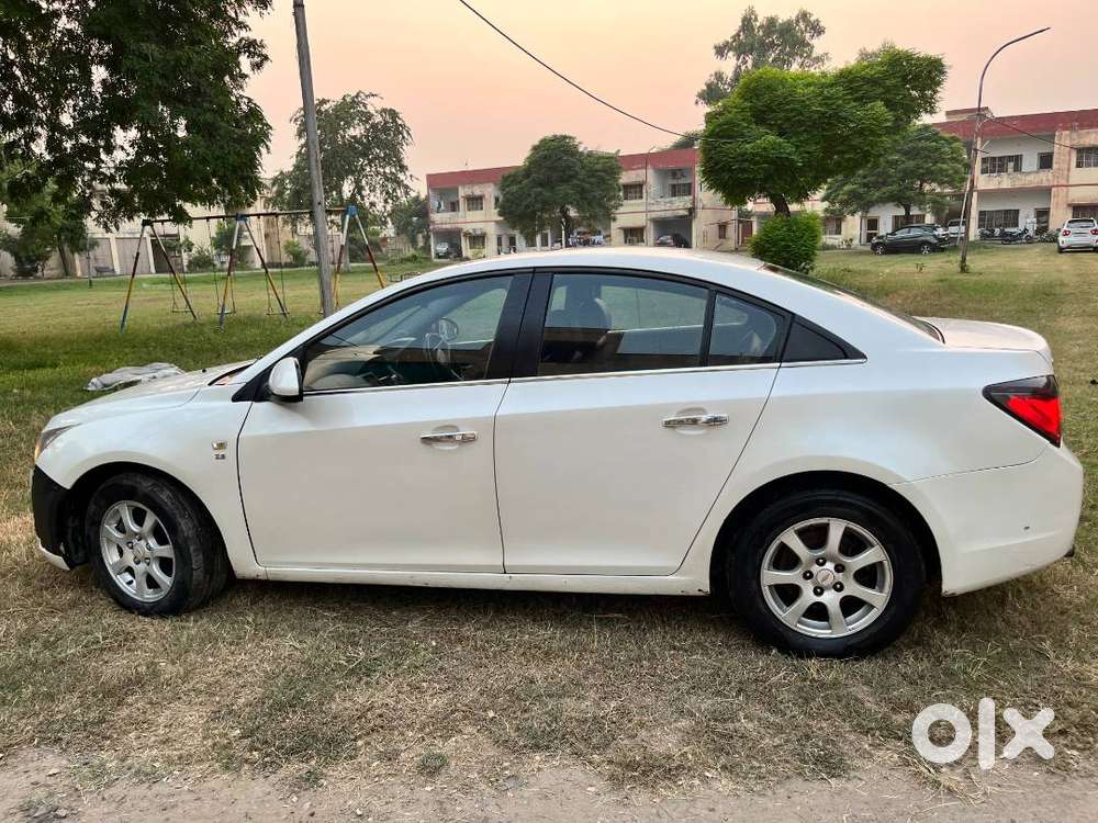 Chevrolet Cruze 2013 Diesel Well Maintained