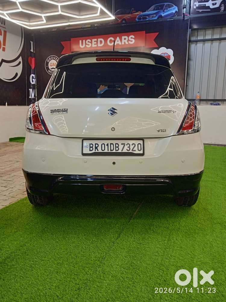 Maruti Suzuki Swift Vxi Optional, 2016, Petrol