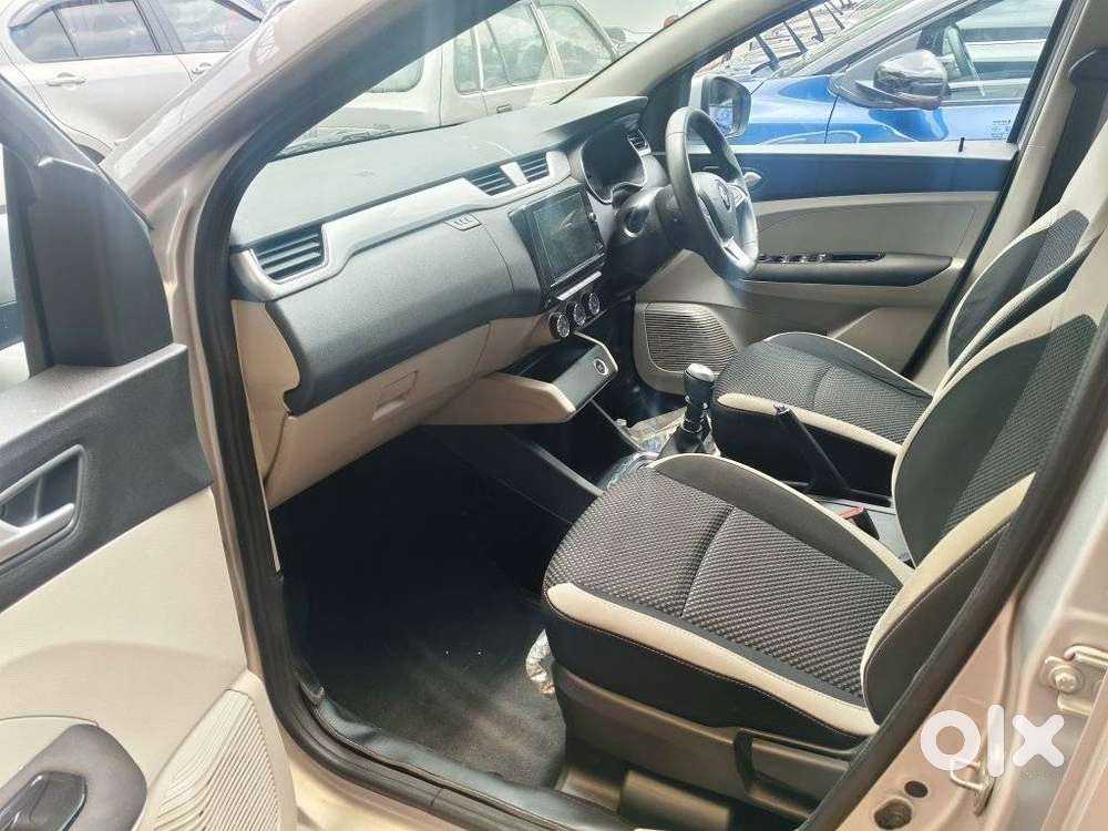 Renault Triber Rxz, 2019, Petrol