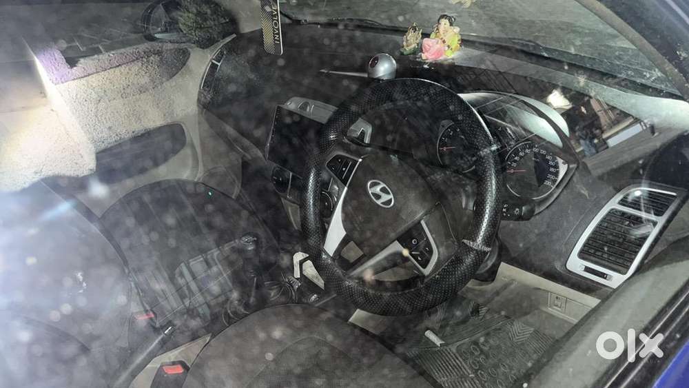Hyundai I20 1.2 Sportz 2010