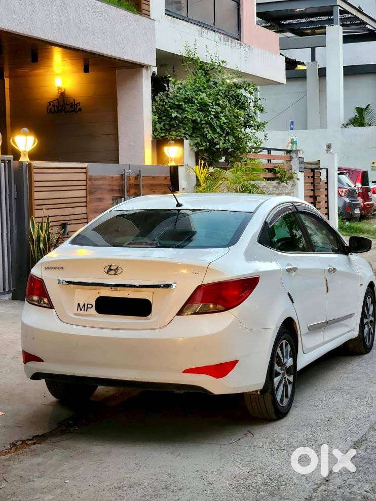 Hyundai Verna 1.6 Crdi At Sx Option, 2015, Diesel