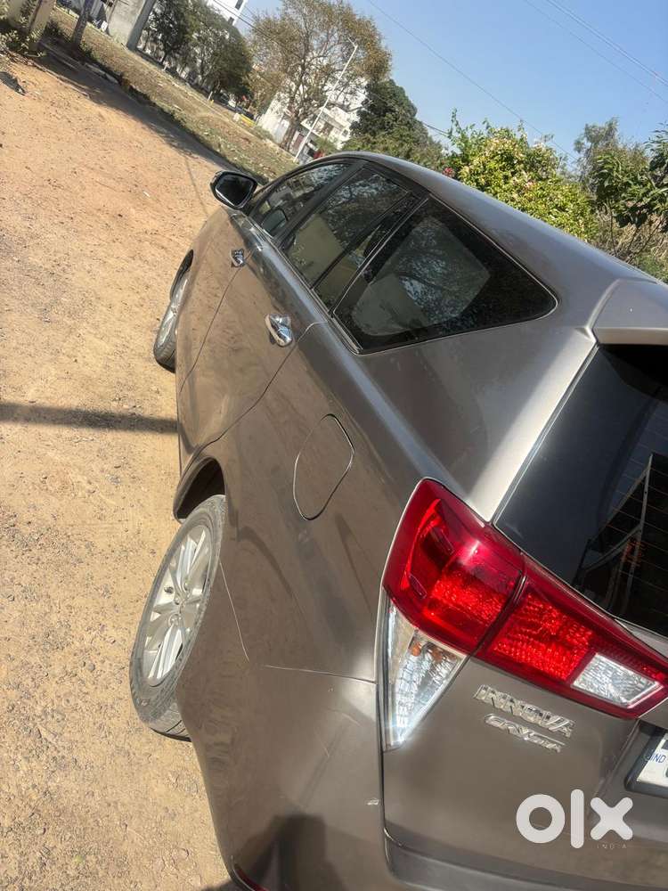 Toyota Innova Crysta