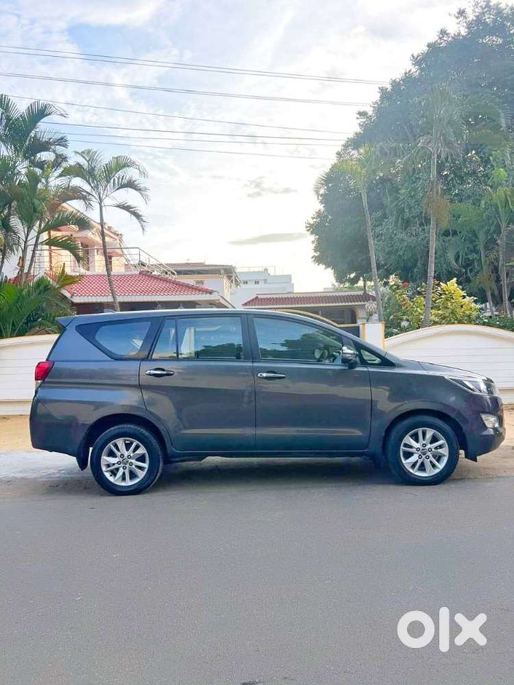 Toyota Innova Crysta 2.8 Gx At 8 Seater, 2019, Diesel
