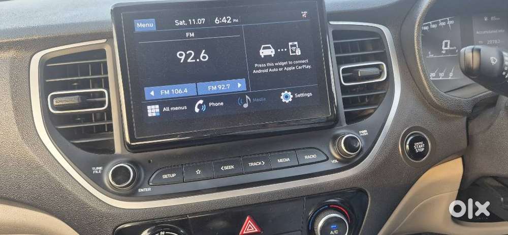 Hyundai Verna 1.5 Sx (o) Petrol Mt, 2022, Petrol