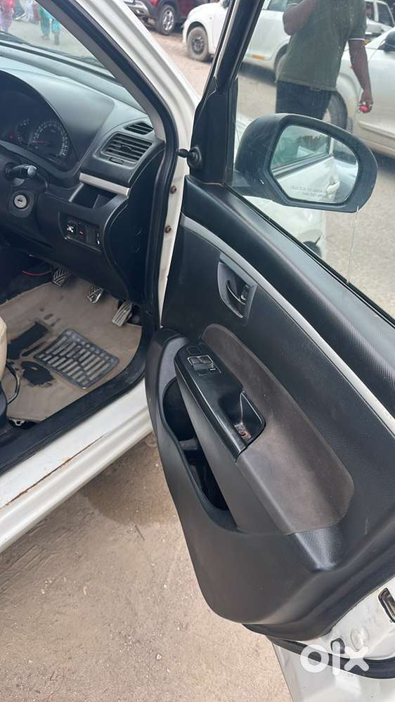 Maruti Suzuki Swift 2015 Cng & Hybrids Well Maintained