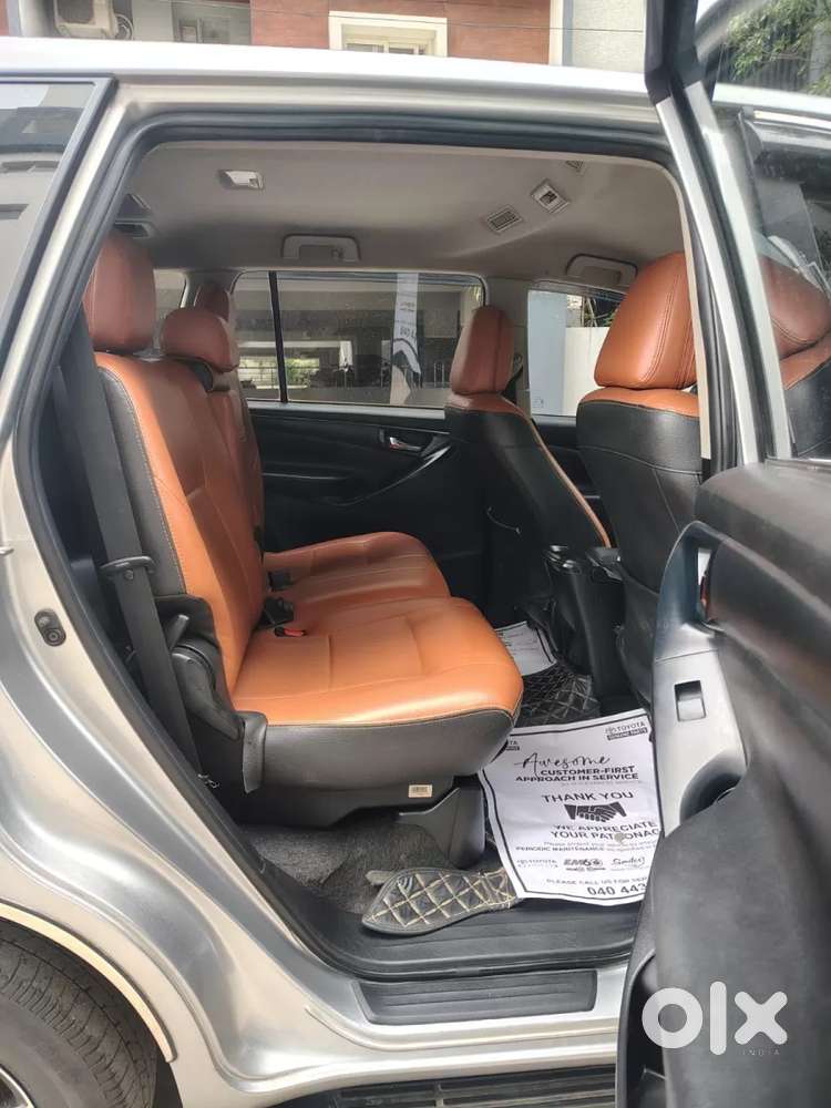 Toyota Innova Crysta [2020-ongoing] 2.4 Gx 8 Str, 2021, Diesel