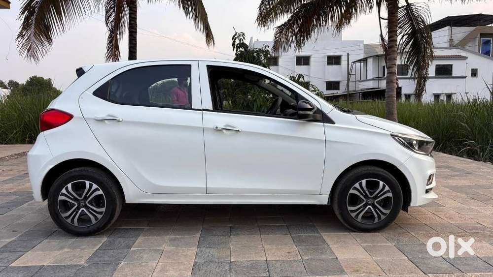 Tata Tiago 1.2 Revotron Xz Plus Cng, 2022, Cng & Hybrids