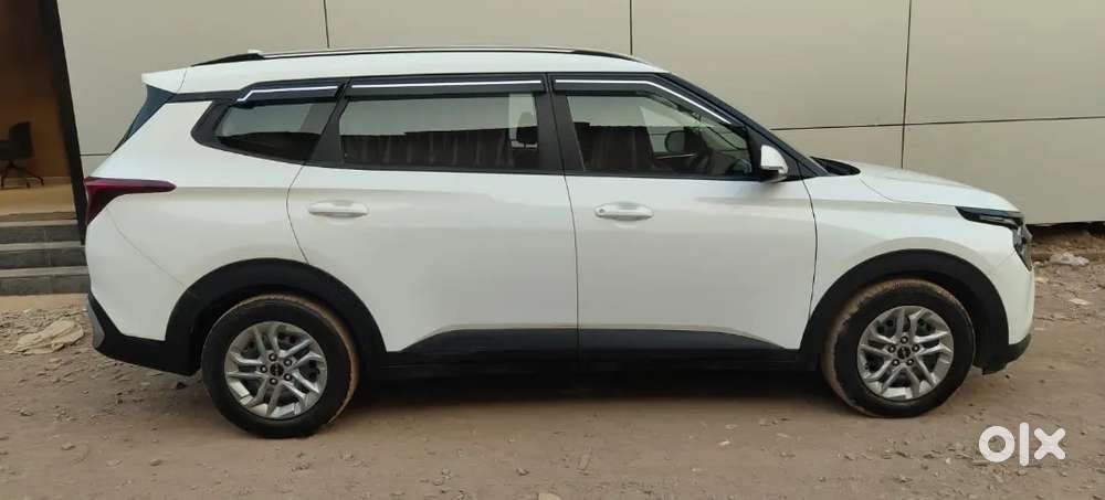Kia Carens 2021 Diesel Well Maintained