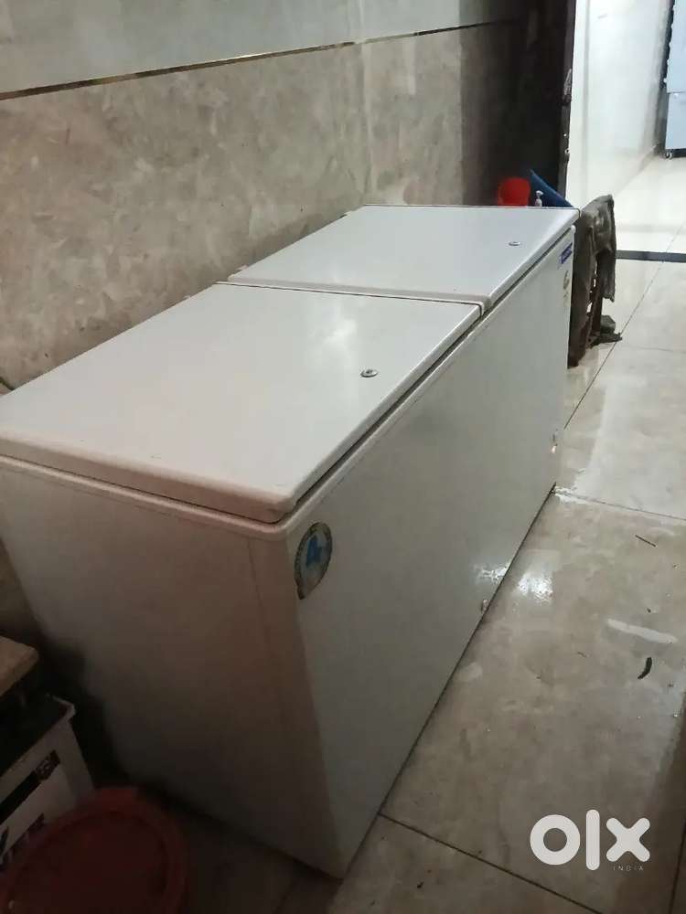 Deep freezer