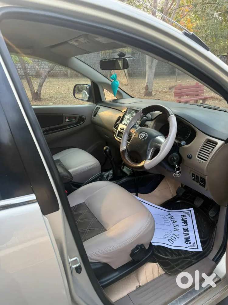 Toyota Innova 2015 Diesel 190000 Km Driven