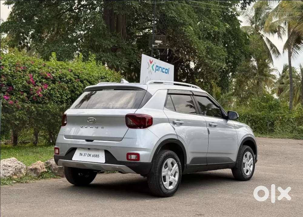 Hyundai Venue 1.2 S Plus, 2021, Petrol
