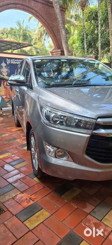 Toyota Innova Crysta 2016