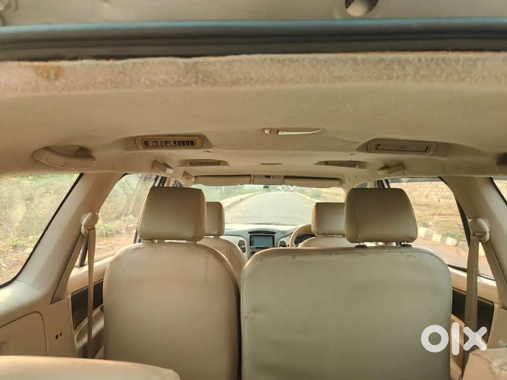 Toyota Innova 2013