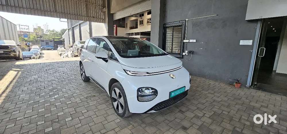 Mg Windsor Ev Essence 2025