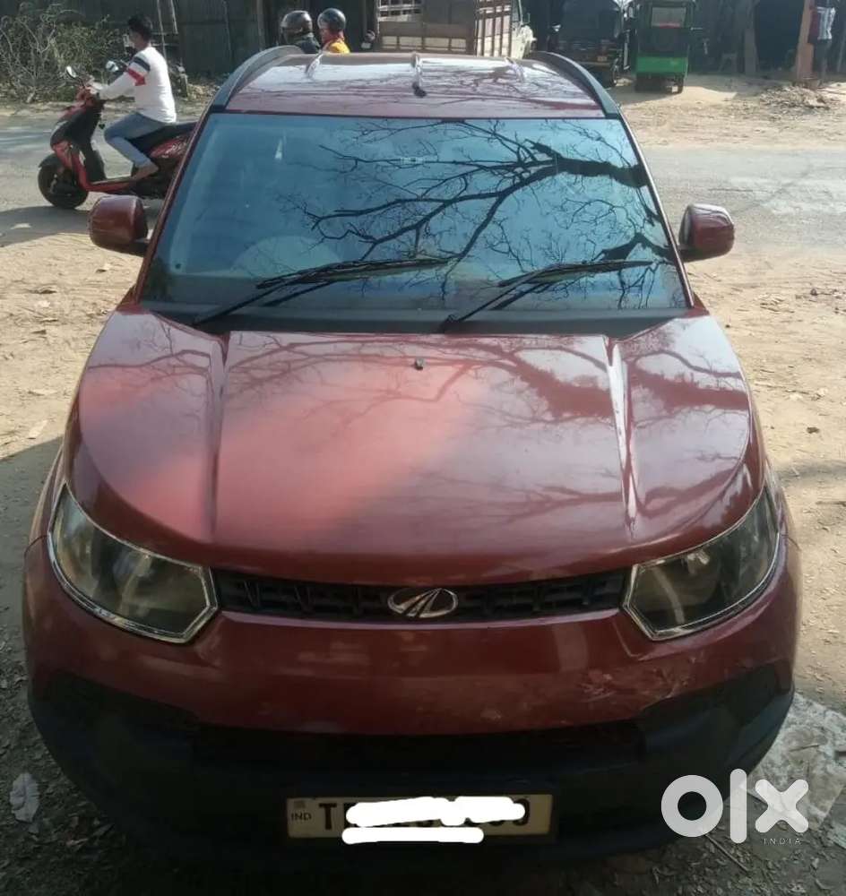 Mahindra Kuv 100 2016 Petrol 42000 Km Driven ..