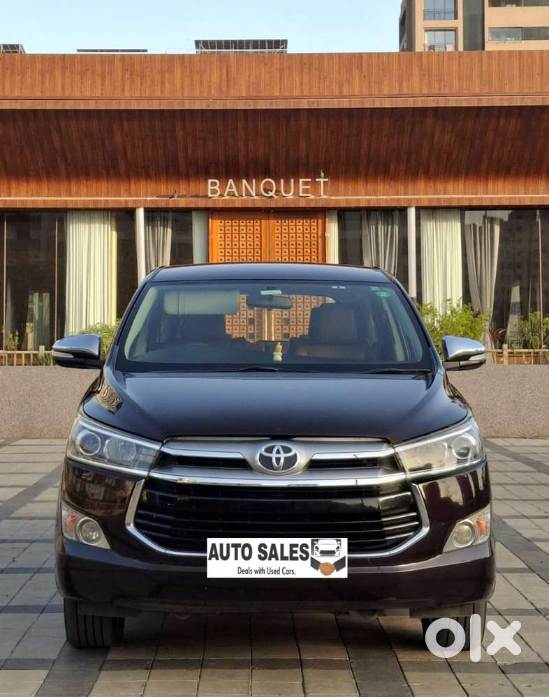 Toyota Innova Crysta 2.8z Automatic, 2016, Diesel