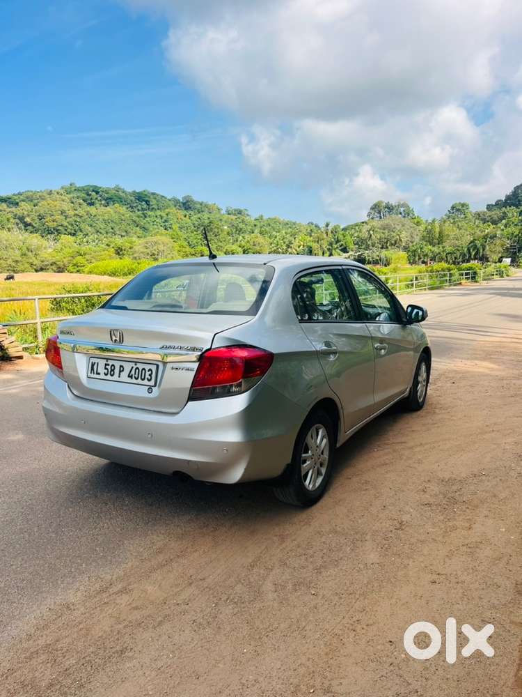 Honda Amaze 2014 Diesel 142000 Km Driven