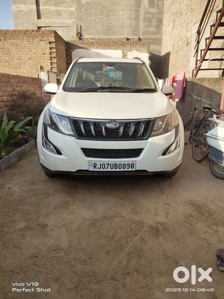 Mahindra Xuv500 2015 Diesel Well Maintained