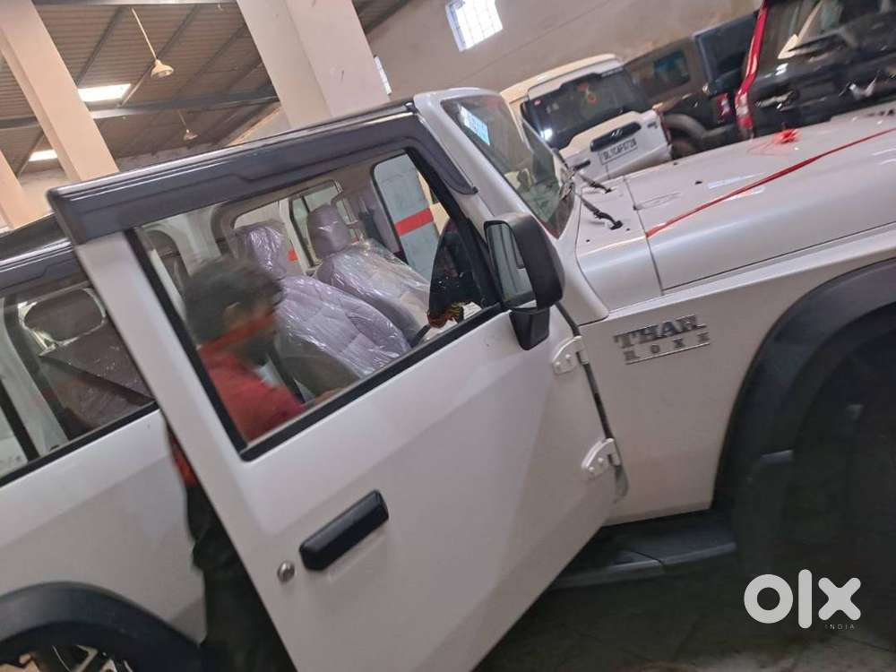 Mahindra Thar Roxx 2025 Petrol Well Maintained