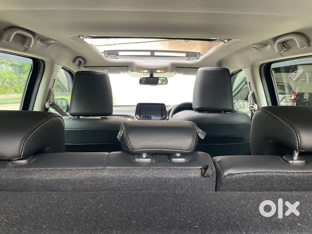Maruti Suzuki Grand Vitara 1.5 Alpha Plus Intelligent Hybrid Ecvt, 2..