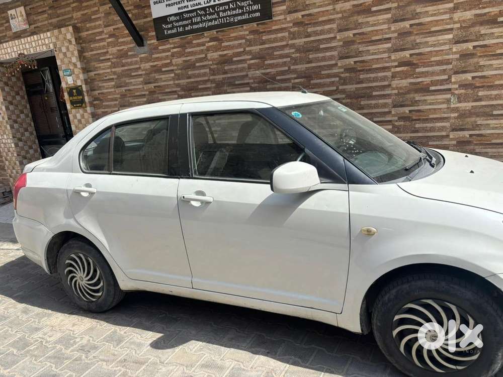 Maruti Suzuki Swift Dzire 2010 Petrol Well Maintained