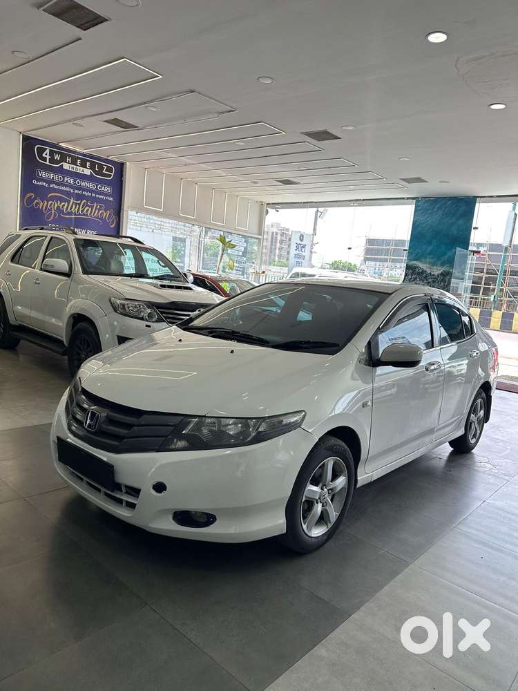 Honda City V Mt Exclusive, 2010, Petrol