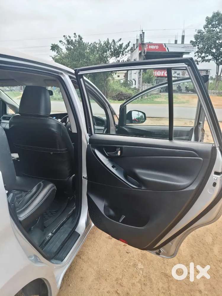 Toyota Innova Crysta 2019 12th Month 2020 Registration