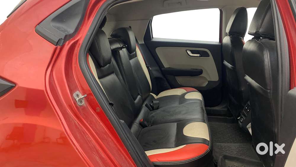 Tata Altroz 1.2 Xza Plus, 2022, Petrol